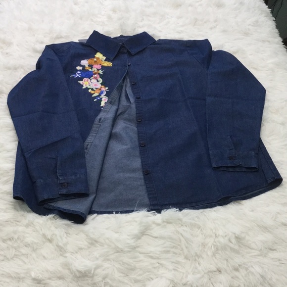 August Silk - Blue Denim Top - Picture 7 of 8